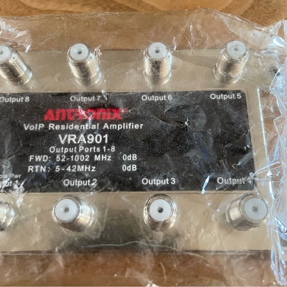 NIP VoIP 8 output residential amplifier - Picture 9 of 11